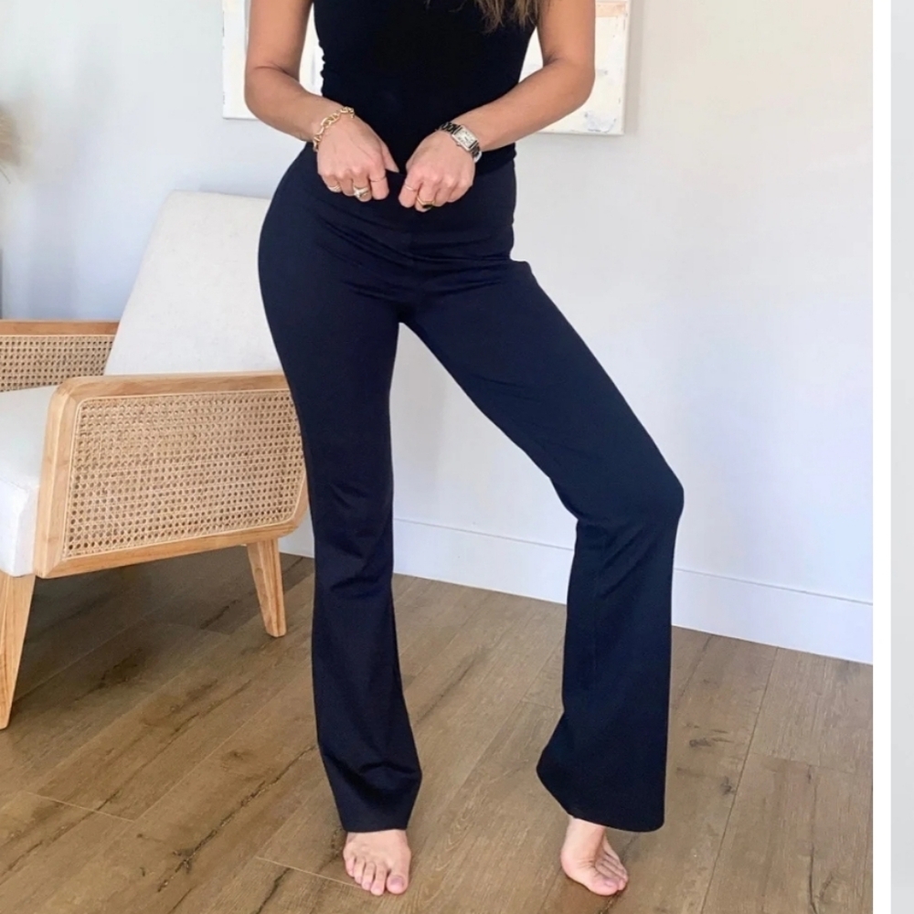 NWT Fabletics Ponte Kick Flare Deep Navy sz Medium